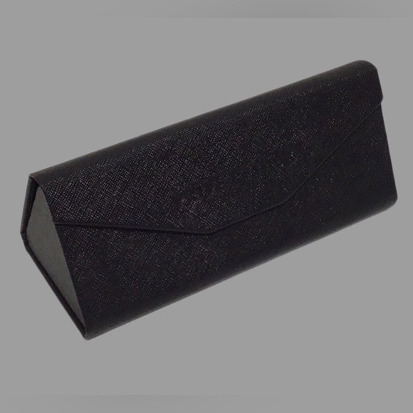 PRIVE REVAUX Moonscape Polarized Sunglasses with Case, Brown Cheetah - Picture 10 of 13